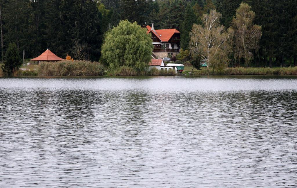 Agneslaki Okoturisztikai Centrum Es Vadaszhaz Nagykanizsa Bagian luar foto